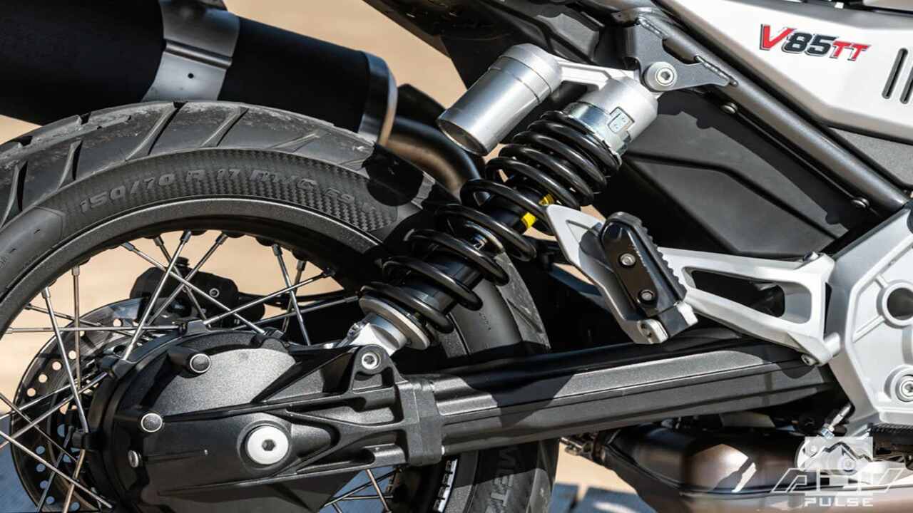 Moto Guzzi V85TT 2020 Recall for Leaks and Footrests