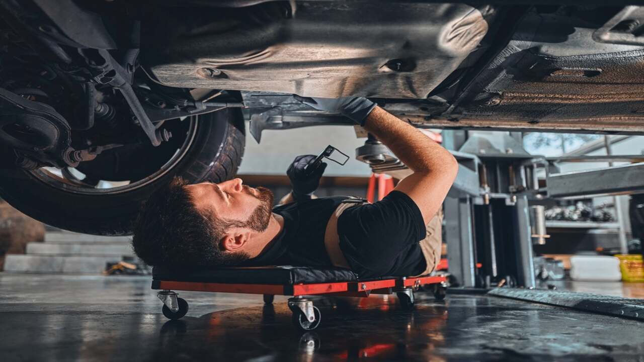 When To Take To A Professional Mechanic For Repairs