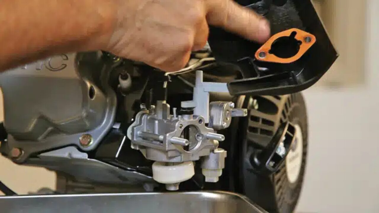 Inspecting And Cleaning The Carburetor
