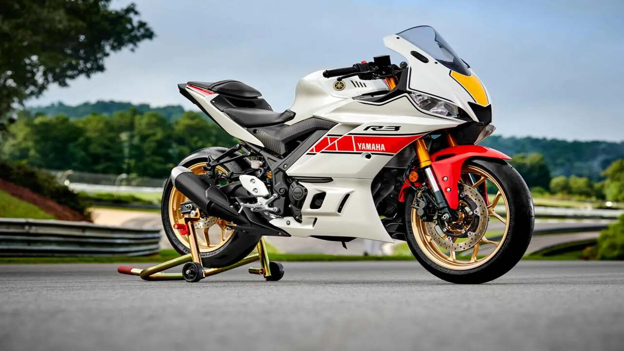Yamaha R3 Motorbike Reviews